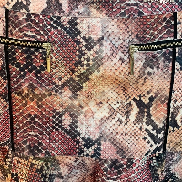 ✨Snake Skirt✨ - Picture 5 of 8